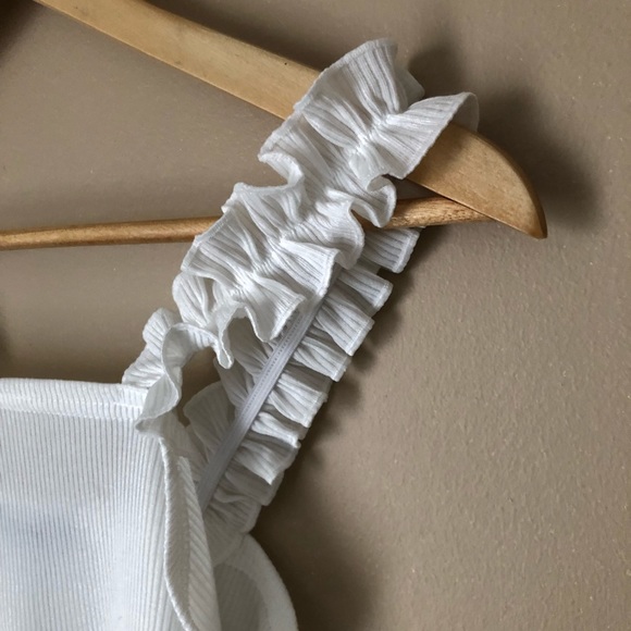 New Ruffled Cami Bodysuit - Picture 5 of 7